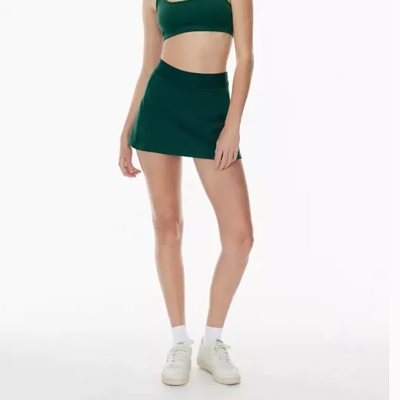 TnaSLICK™ Court Micro Skirt - Picture 2 of 6